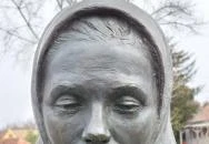 Kitelepítési emlékmű Biatorbágy