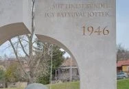 Kitelepítési emlékmű Biatorbágy