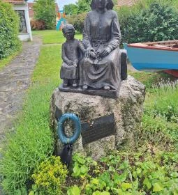 Kitelepítettek emlékműve