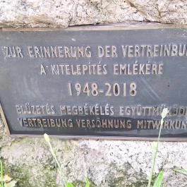 Kitelepítettek emlékműve Magyarpolány - Egyéb