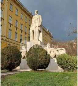 Klebelsberg Kunó-emlékmű