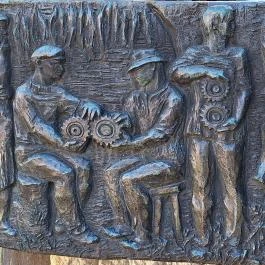 Kőbánya munkásainak szobra Budapest - Egyéb