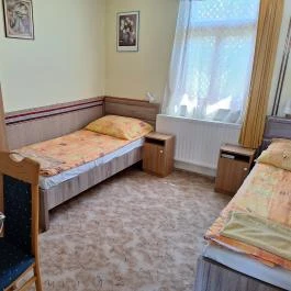 Kőbérc Panzió Bózsva - Szobák