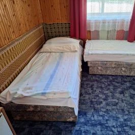 Kőbérc Panzió Bózsva - Szobák