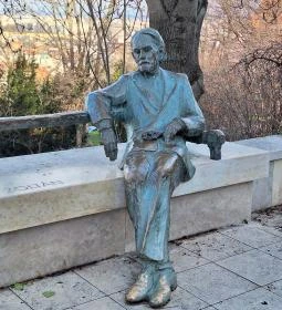 Kodály Zoltán szobra