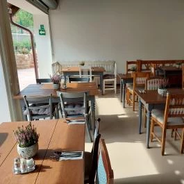 Kőkút Kert Vendéglő, Kékkút - Belső