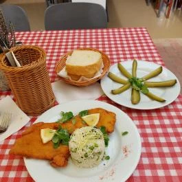 Kőkút Kert Vendéglő, Kékkút - Étel/ital