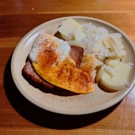 Kolbászda Vendéglátó Gasztronómiai Kft., Budapest - Étel/ital