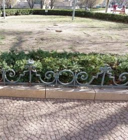 Kolodko: A balta miniszobor