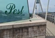 Kolodko: Chuck Norris miniszobor Budapest