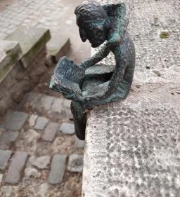 Kolodko: Drakula miniszobor