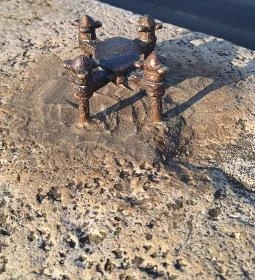 Kolodko: Dróntámadás miniszobor, Budapest