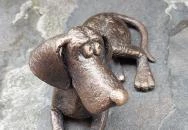 Kolodko: Egyszer volt Budán kutyavásár miniszobor Budapest