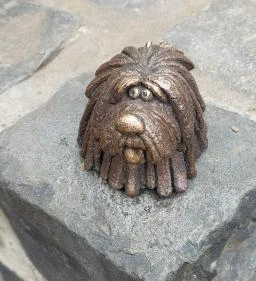 Kolodko: Egyszer volt Budán kutyavásár miniszobor