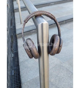 Kolodko: Füles miniszobor