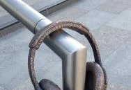 Kolodko: Füles miniszobor Budapest