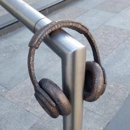 Kolodko: Füles miniszobor, Budapest - Egyéb