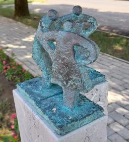 Kolodko: Hármas csárdás miniszobor