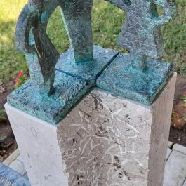 Kolodko: Hármas csárdás miniszobor, Geszteréd - Egyéb