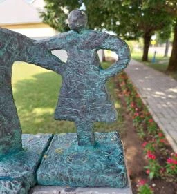 Kolodko: Hármas csárdás miniszobor