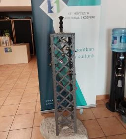 Kolodko: Harry Houdini miniszobor