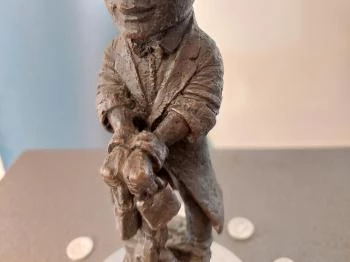 Kolodko: Harry Houdini miniszobor Budapest