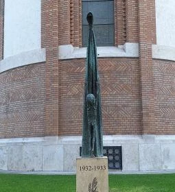 21. legjobb látnivaló: Kolodko: Holodomor emlékmű