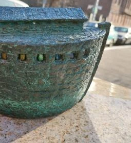 Kolodko: Noé bárkája miniszobor