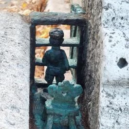 Kolodko: Az oroszok már a spájzban vannak miniszobor, Budapest - Egyéb