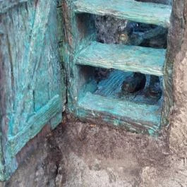 Kolodko: Az oroszok már a spájzban vannak miniszobor, Budapest - Egyéb