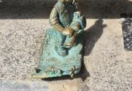 Kolodko: Pénzseprő miniszobor Budapest