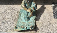 Kolodko: Pénzseprő miniszobor, Budapest