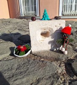 Kolodko: Pumukli miniszobor, Esztergom