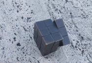 Kolodko: Rubik kocka miniszobor Budapest