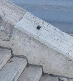 Kolodko: Rubik kocka miniszobor