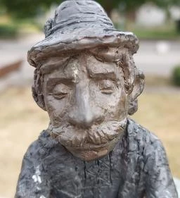 Kolodko: Sókereskedő miniszobor