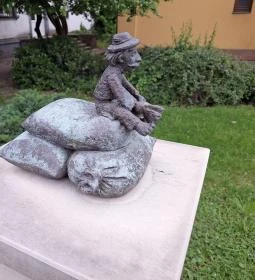 Kolodko: Sókereskedő miniszobor