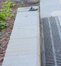 Kolodko: Sztálin csizmája miniszobor