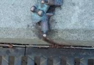 Kolodko: Sztálin csizmája miniszobor Budapest