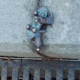 Kolodko: Sztálin csizmája miniszobor, Budapest - Egyéb