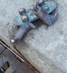 Kolodko: Sztálin csizmája miniszobor