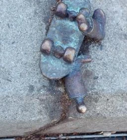 Kolodko: Sztálin csizmája miniszobor