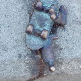 Kolodko: Sztálin csizmája miniszobor, Budapest - Egyéb