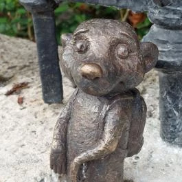 Kolodko: Szurikáta miniszobor Budapest - Egyéb