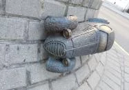 Kolodko: A tizennégy karátos autó miniszobor Budapest