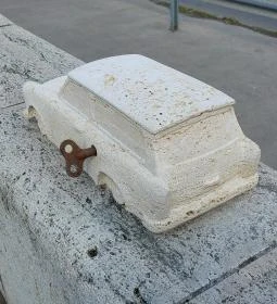 Kolodko: Trabant miniszobor