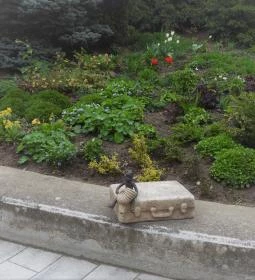 Kolodko: Utcazenész miniszobor