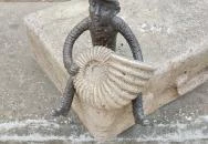 Kolodko: Utcazenész miniszobor Veszprém