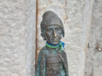 Kolodko: a Vár őrzője miniszobor Veszprém