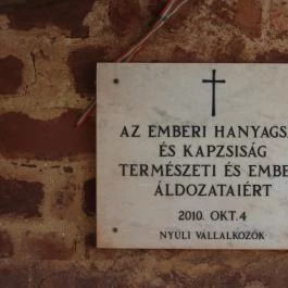 Kolontári iszapkatasztrófa emlékhely, Kolontár - Egyéb